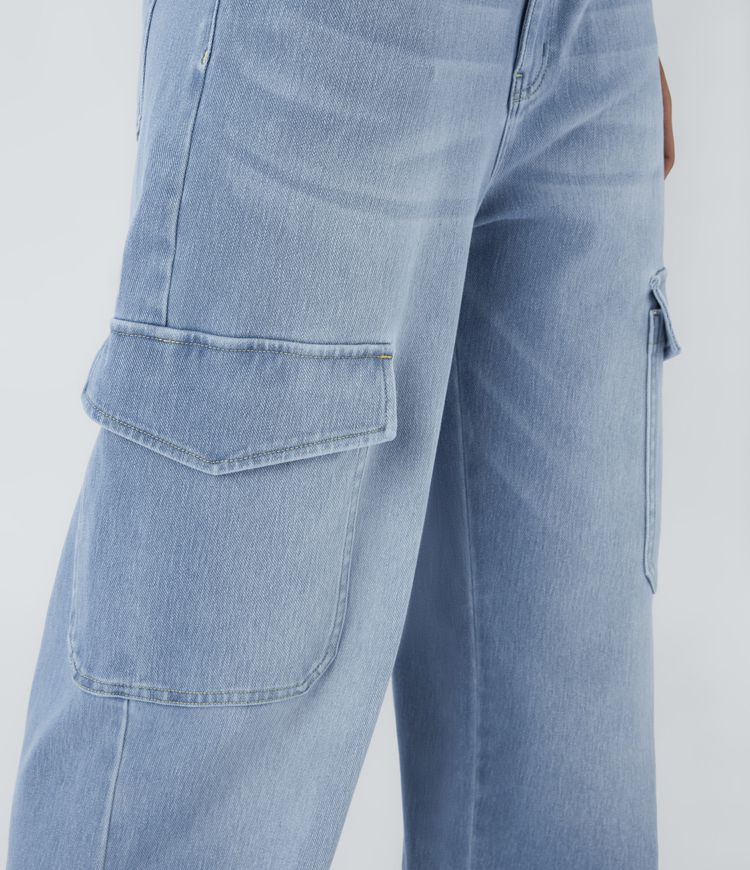 Wide-Leg Utility Jeans | Light Wash Denim | Cargo Pocket Details | Relaxed Fit