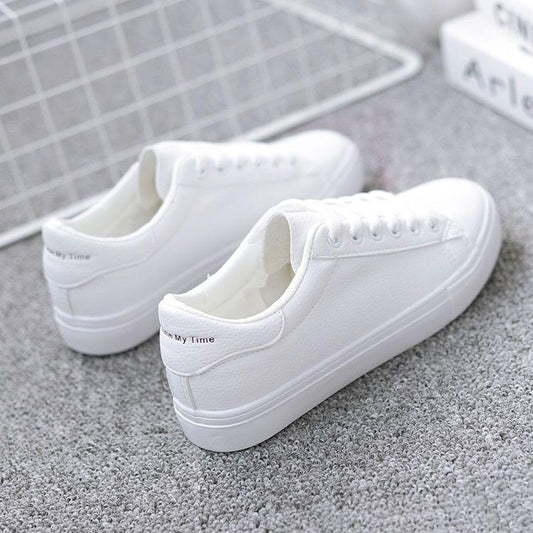 Minimalist Low-Top Sneakers | Everyday Comfort | Timeless Style