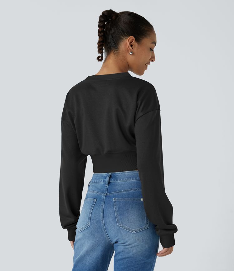 Cropped Black Sweater | Fitted Waist | Trendy and Comfortable