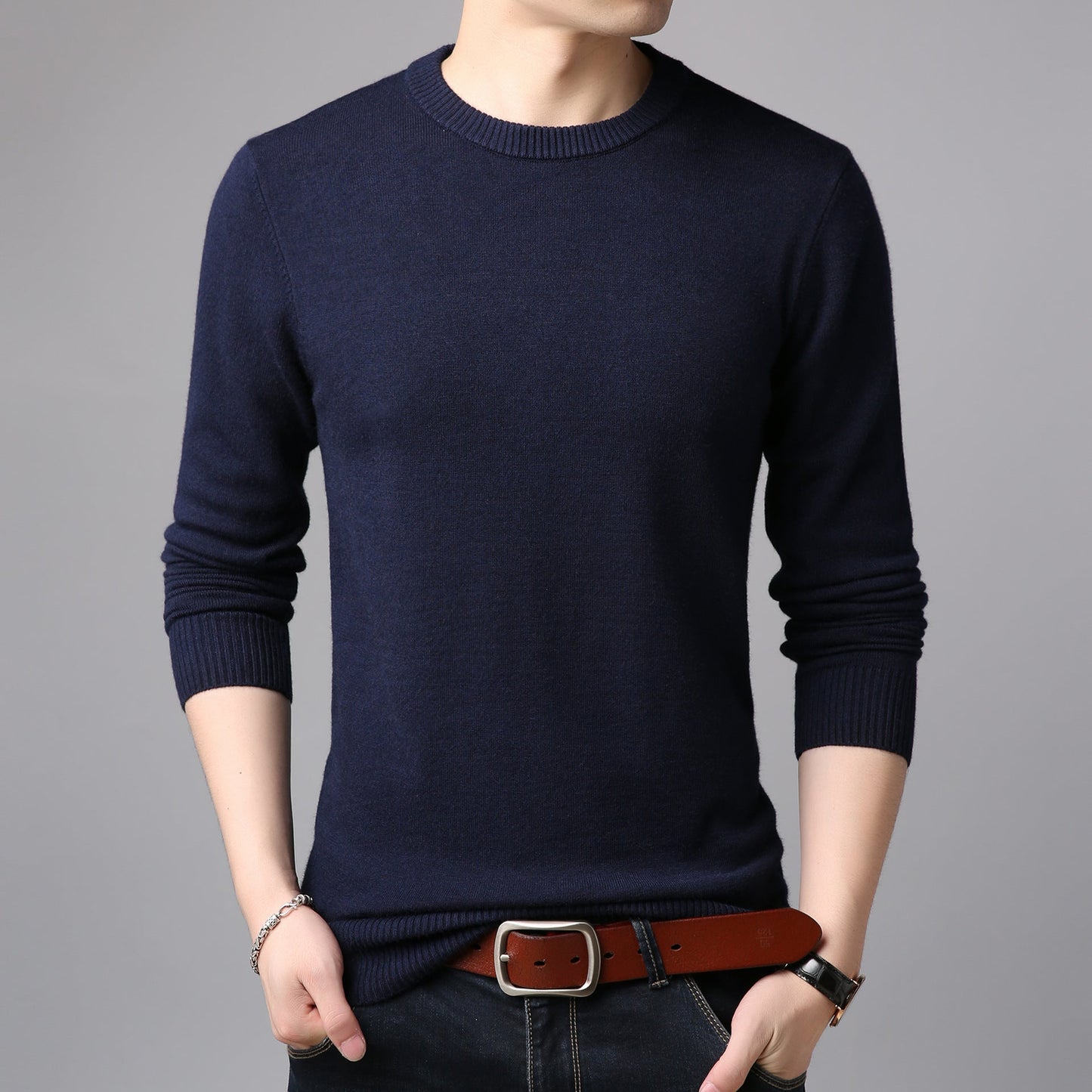 Classic Round-Neck Sweater | Cotton Blend | Timeless Comfort