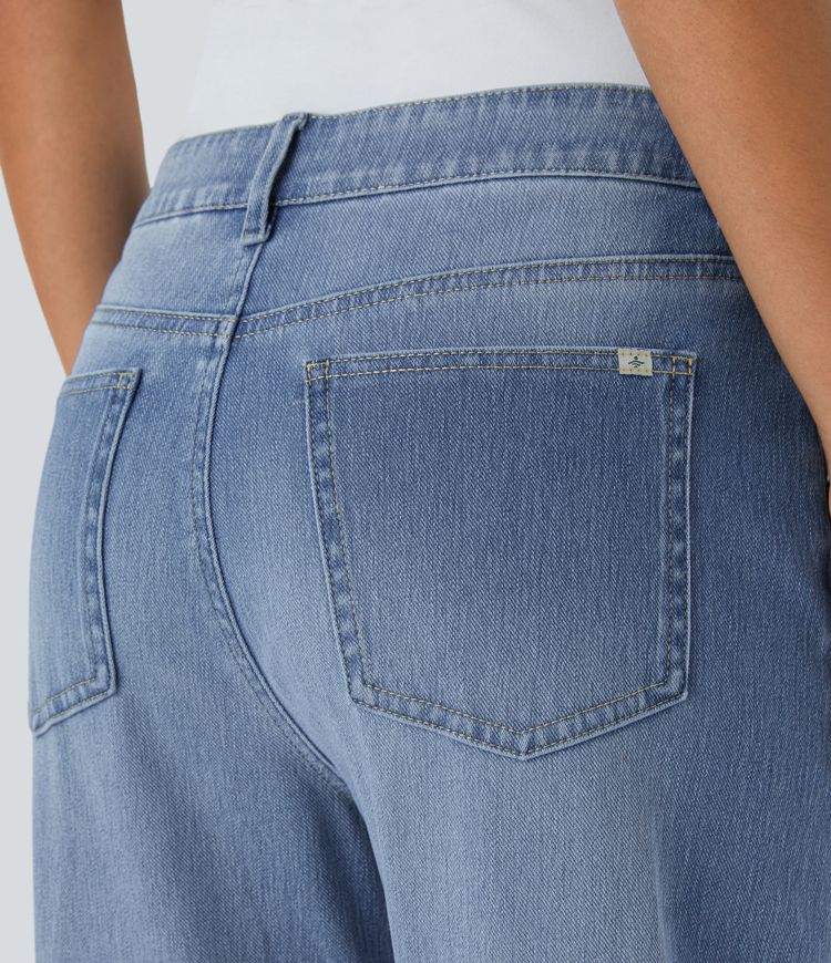 Straight-Leg High-Waisted Jeans | Light Wash Denim | Timeless Casual Style