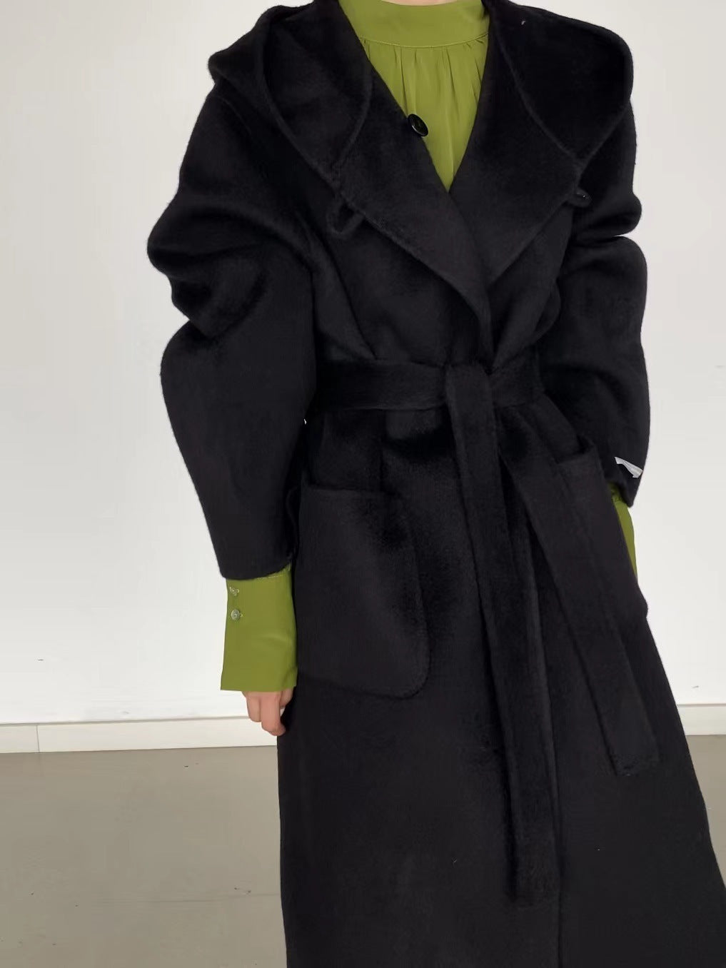 Hooded Wool-Blend Coat | Belted Fit | Timeless Elegance