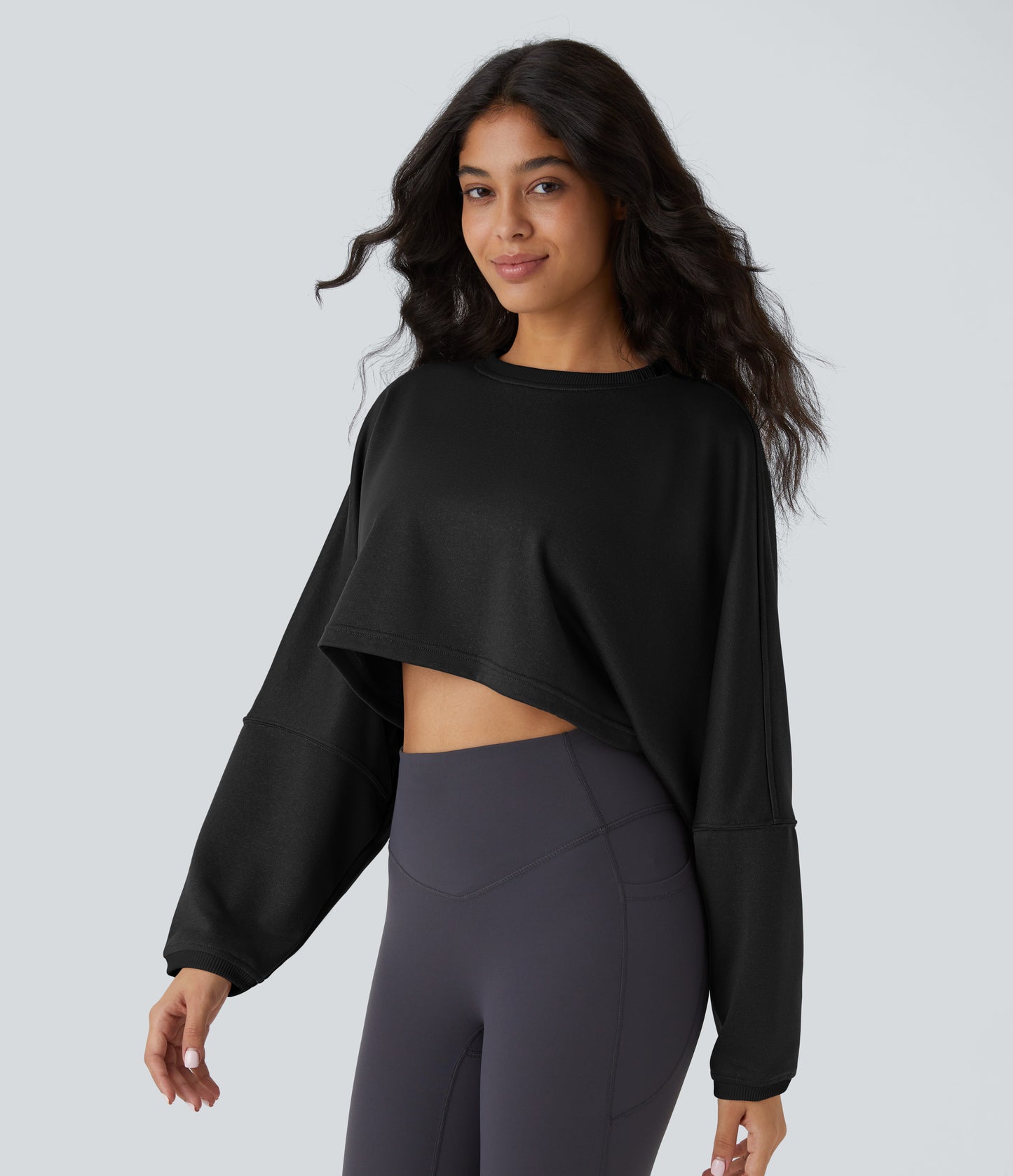 Cropped Long-Sleeve Sweatshirt | Lightweight and Stylish | Relaxed Fit