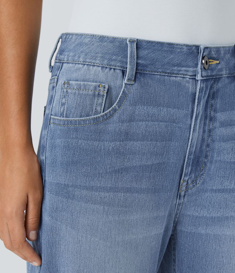 Straight-Leg High-Waisted Jeans | Light Wash Denim | Timeless Casual Style