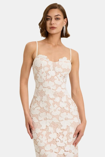 Amanda – Floral Embroidered Lace Maxi Dress