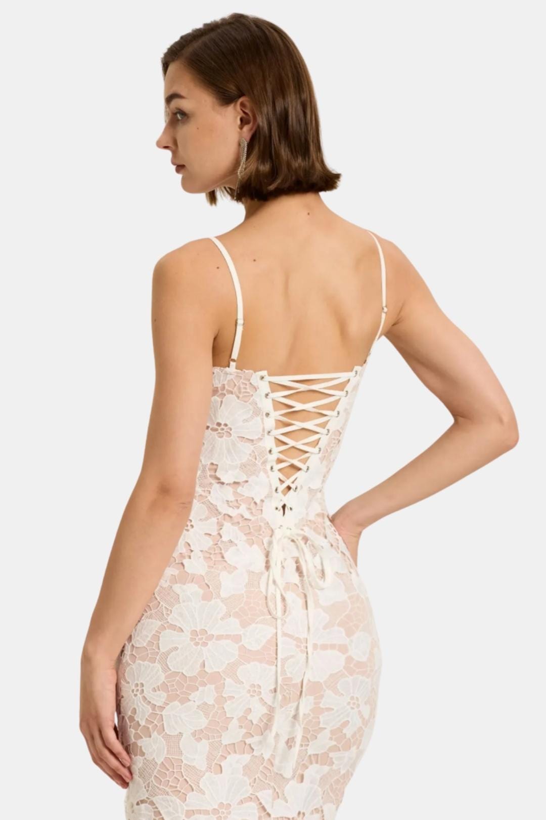 Amanda – Floral Embroidered Lace Maxi Dress