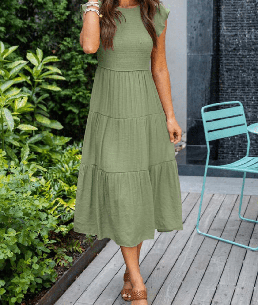 Aphira – Short Sleeve Gathered Midi Dress