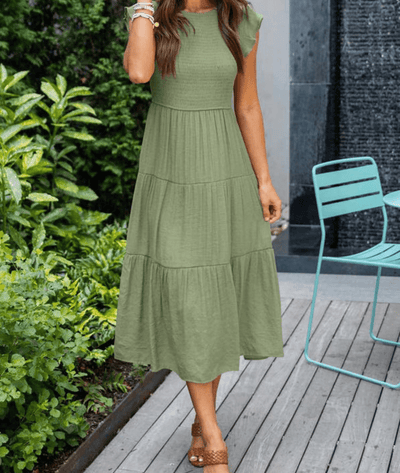Aphira – Short Sleeve Gathered Midi Dress