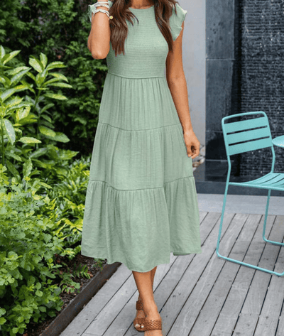 Aphira – Short Sleeve Gathered Midi Dress