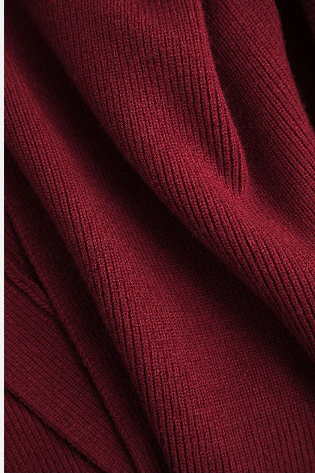 Ariella – Metallic Button V-Neck Sweater Top