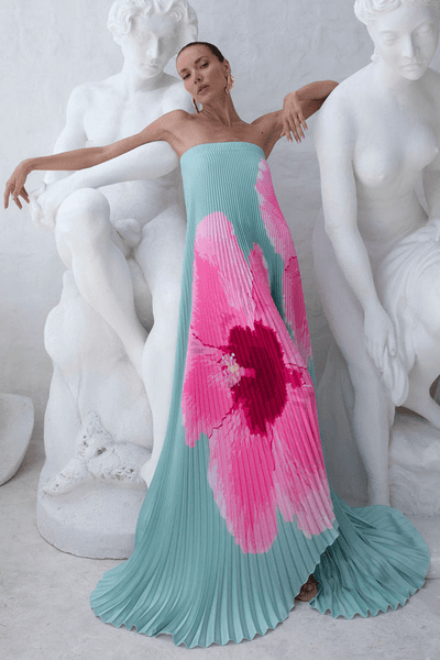 Elvira - Off-Shoulder Maxi Dress in Green