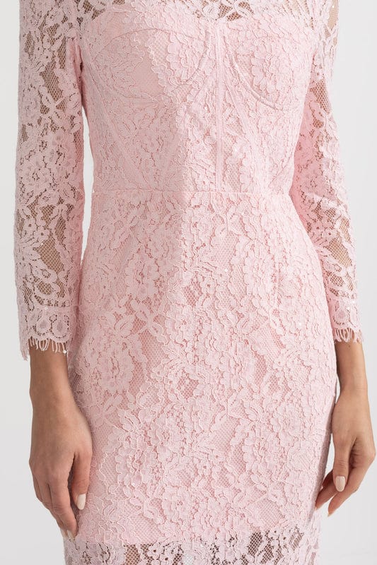 Dora - Elegant Lace Maxi Dress in Soft Pink