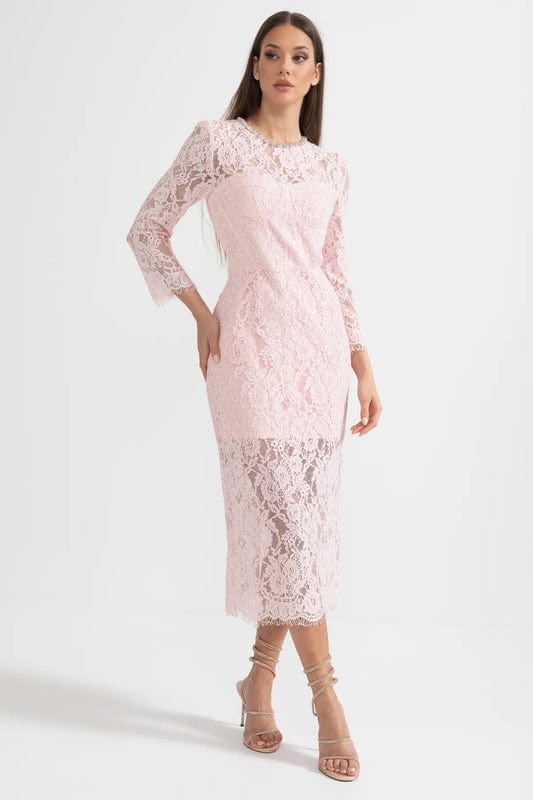 Dora - Elegant Lace Maxi Dress in Soft Pink