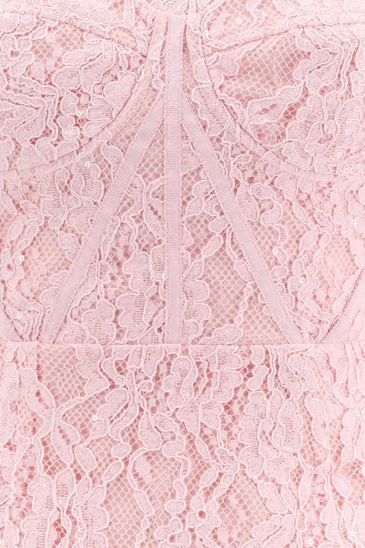 Dora - Elegant Lace Maxi Dress in Soft Pink