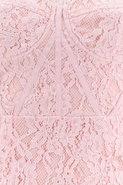 Dora - Elegant Lace Maxi Dress in Soft Pink