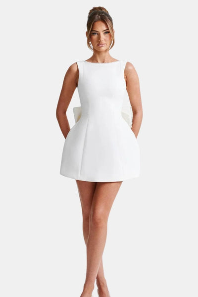 Calviera - Bowknot Pearl Backless Mini Cocktail Dress