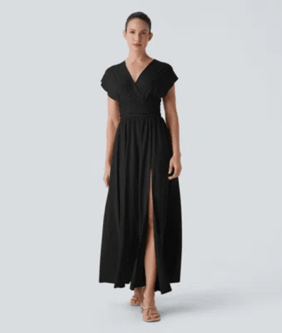 Calypsa – Elegant Halter Maxi Dress