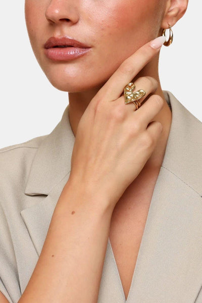 Carrie – Gold Open Hearts Ring