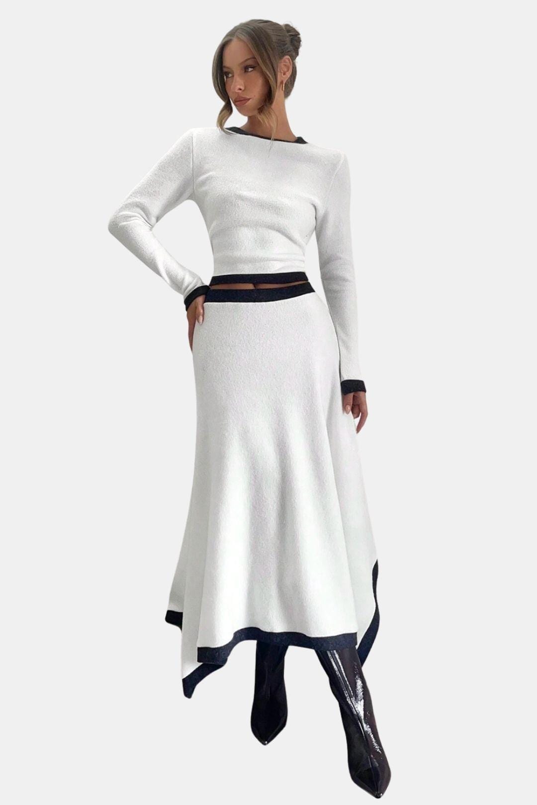 Celviana – Contrast Round Neck Sweater