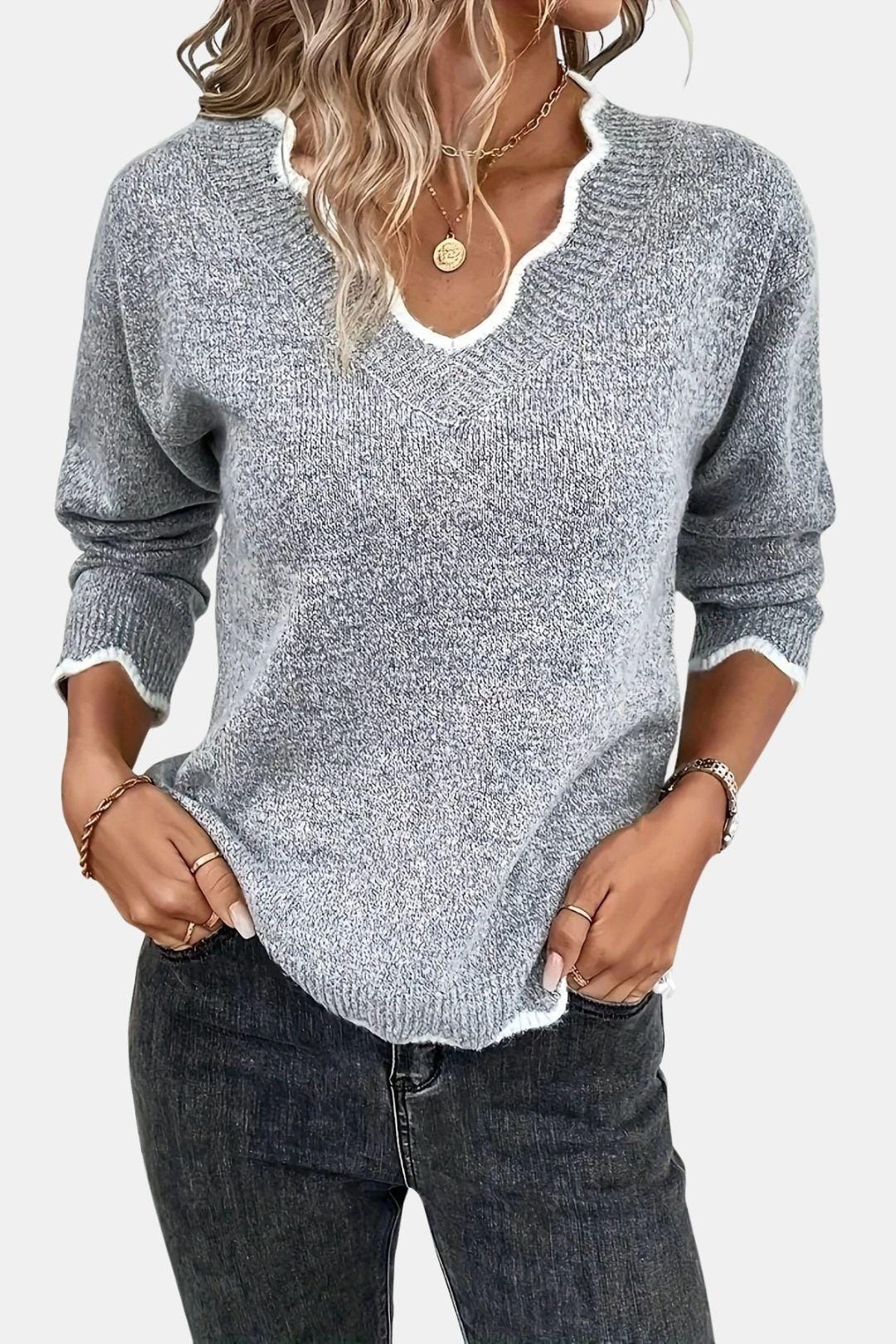 Coleen - Scalloped V-Neck Knit Sweater