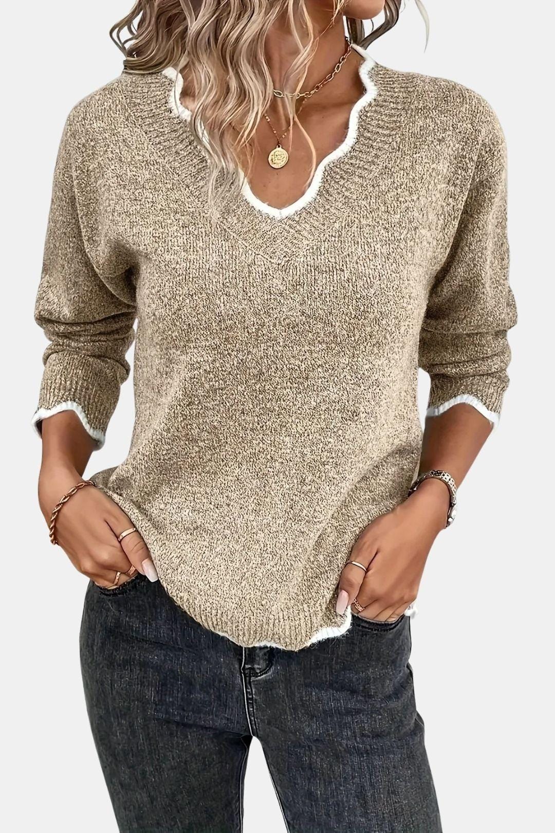 Coleen - Scalloped V-Neck Knit Sweater