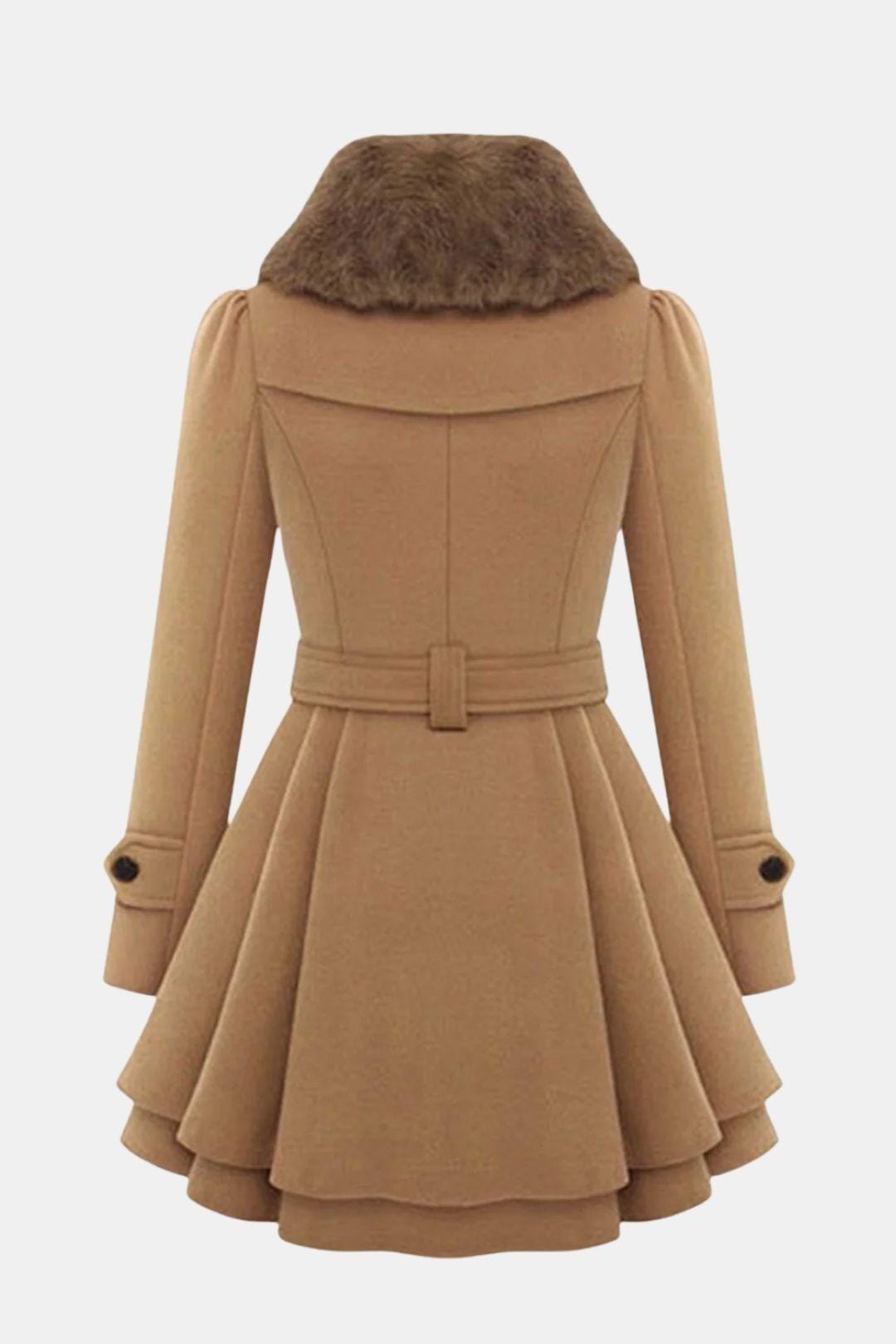 Dulce – Long Winter Coat with Fur Collar and Elegant Fit for Women