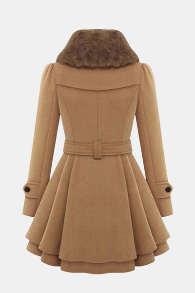 Dulce – Long Winter Coat with Fur Collar and Elegant Fit for Women