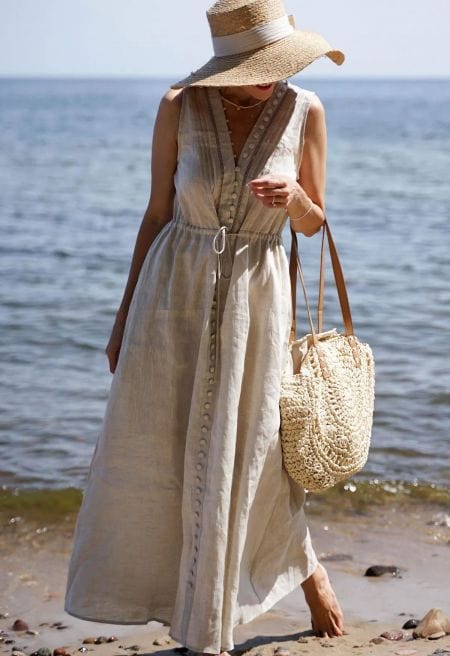 Giuliana – Sleeveless V-Neck Maxi Dress in Beige