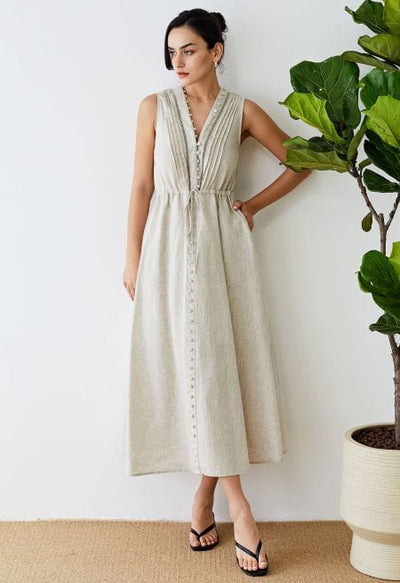 Giuliana – Sleeveless V-Neck Maxi Dress in Beige