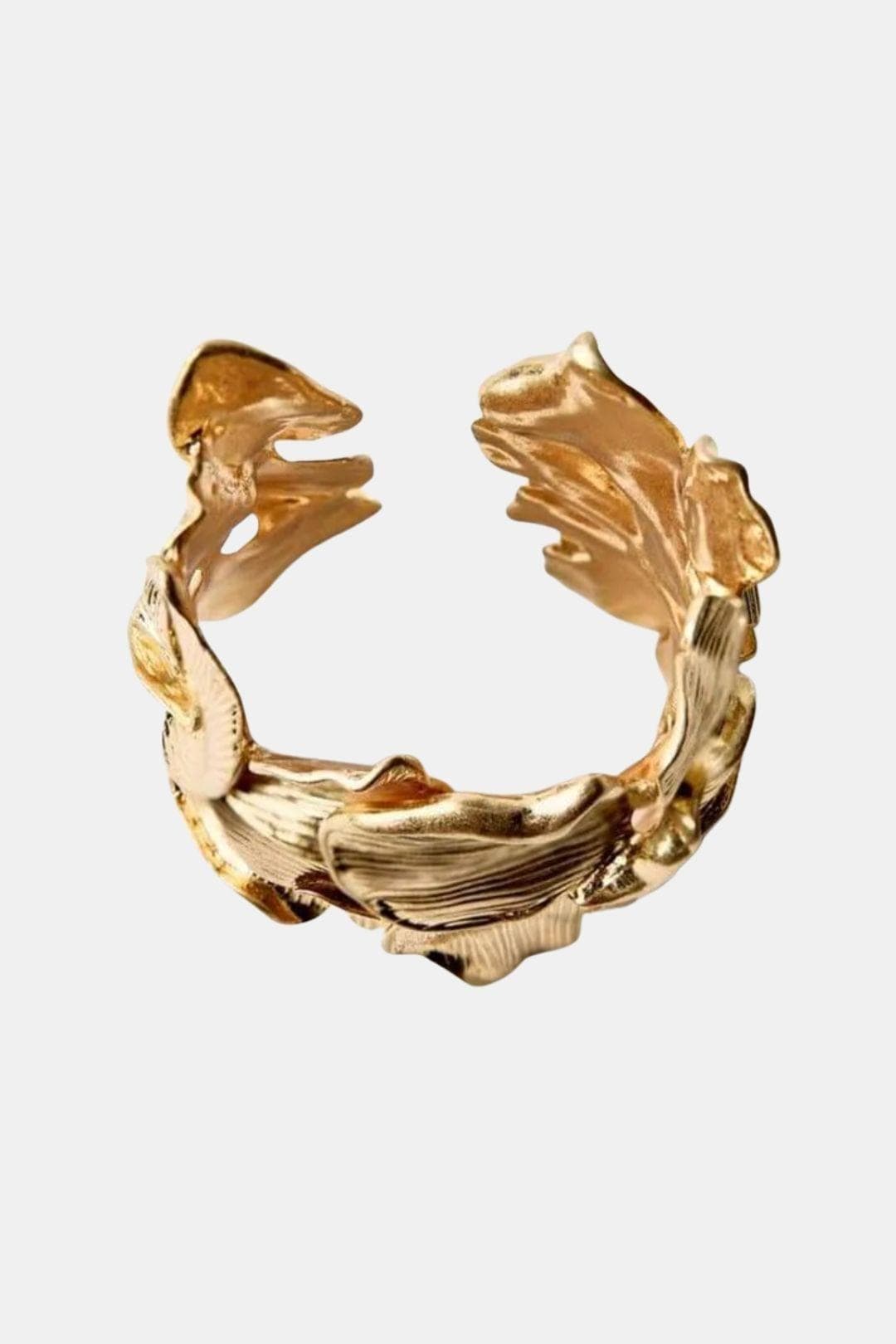 Jullana – Gold Textured Flower Bracelet