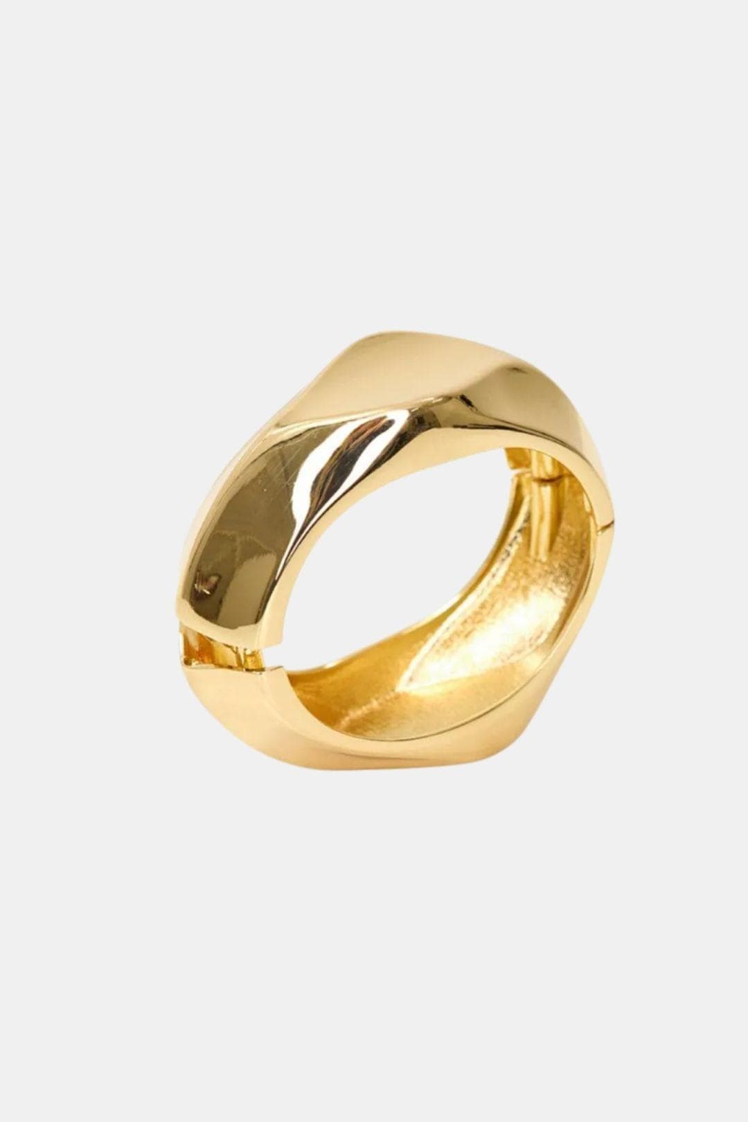 Katherine – Gold Irregular Shape Bracelet
