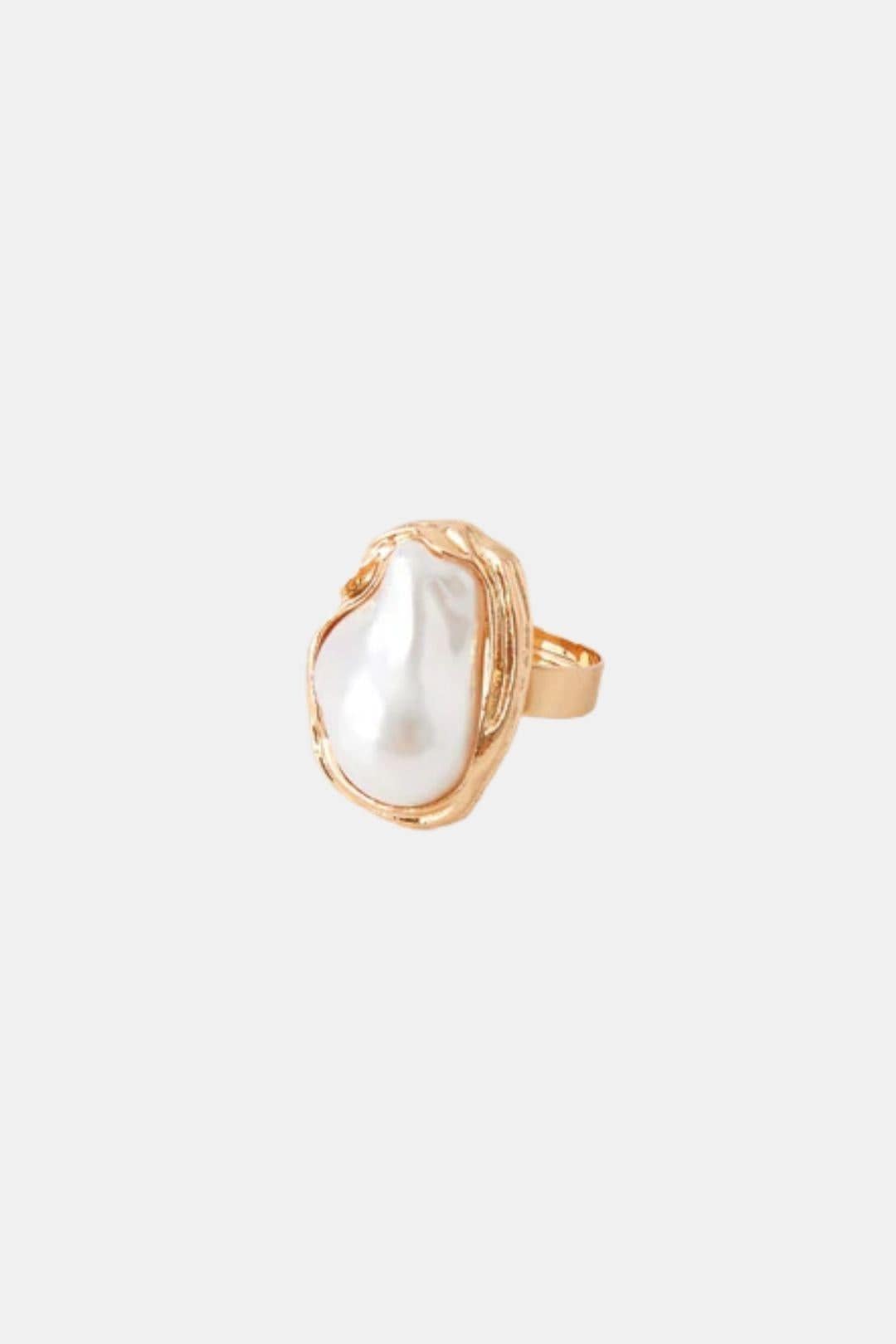 Lana – Gold Oval Pearl Statement Ring