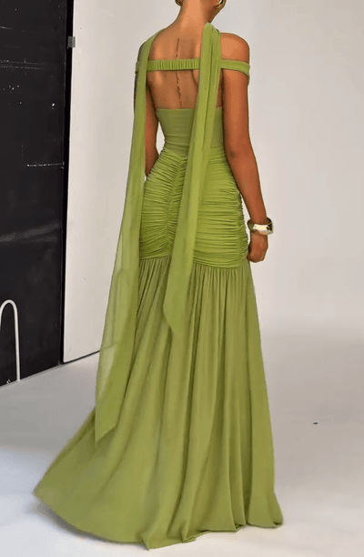 Lilipup - V-shoulder Maxi Dress in Green
