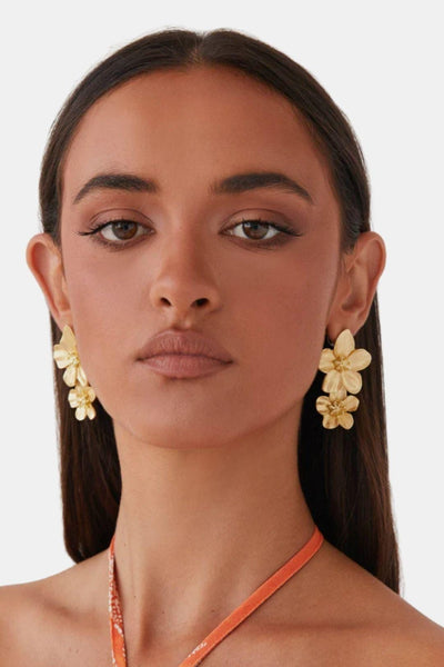 Maya – Gold Flower Drop Earrings