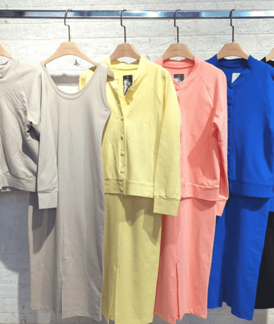 Medorra – Long Sleeve Midi Dress