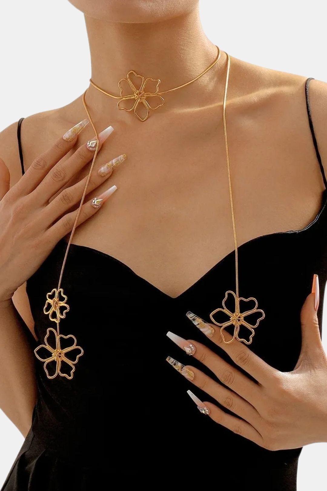 Miya – Necklace Gold Flower Chain