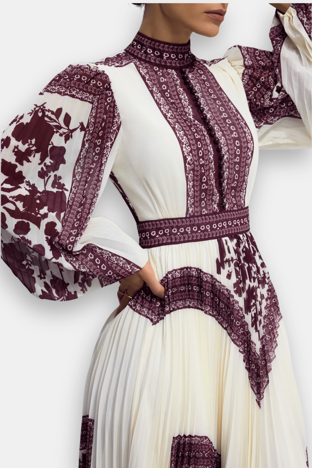 Noemi – Pleated Floral Print Maxi Dress