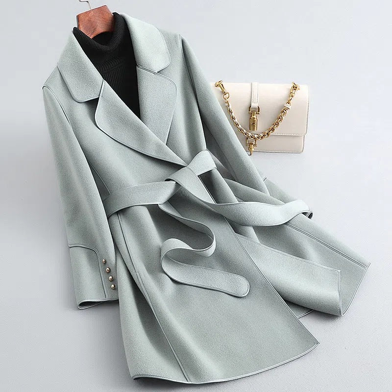 Chic Belted Wool-Blend Coat | Oversized Lapels | Soft Midweight Fabric | Elegant Outerwear