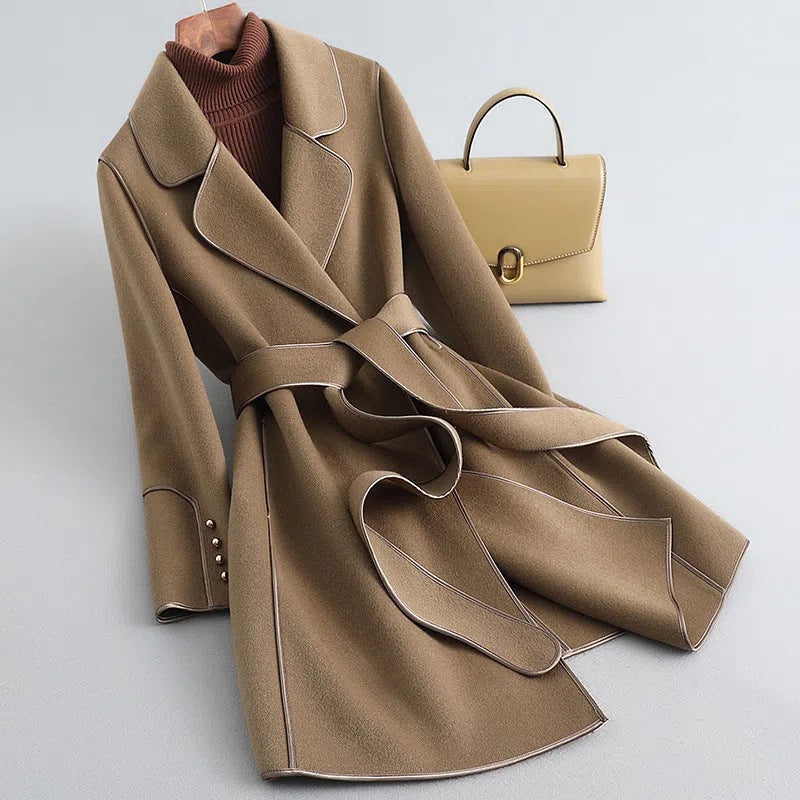 Chic Belted Wool-Blend Coat | Oversized Lapels | Soft Midweight Fabric | Elegant Outerwear