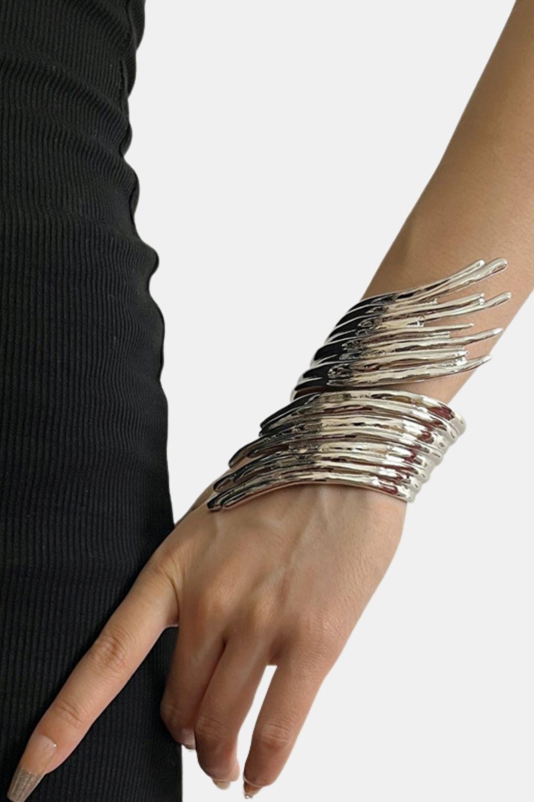 Rowena – Gold Abstract Ripple Open Bracelet