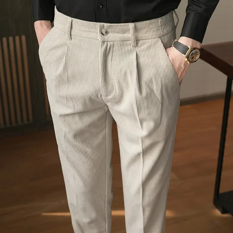 High-Waisted Pleated Trousers | Relaxed Fit | Timeless Cotton Blend