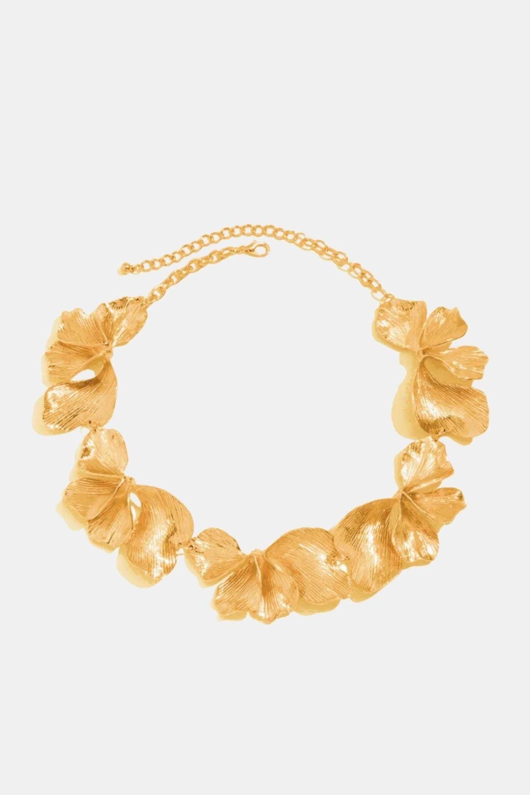 Solenne – Gold Textured Flower Petal Necklace