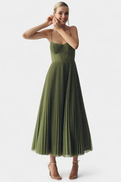 Celia – Off-Shoulder Maxi Dress in Green