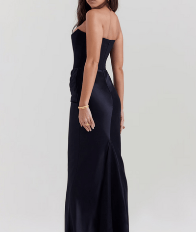 Zefyra – Elegant Draped Strapless Maxi Dress