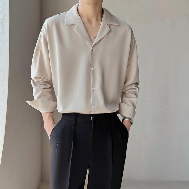 Minimalist Collared Shirt | Relaxed Fit | Timeless Design