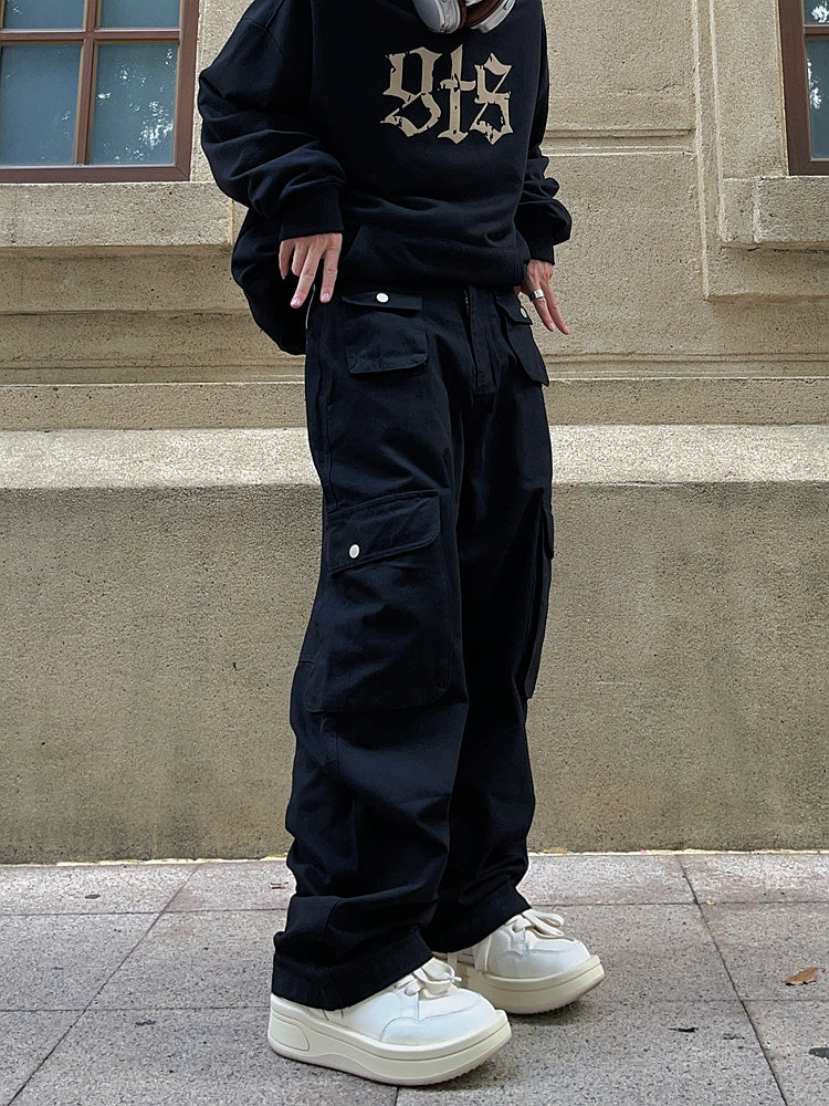 Baggy Streetwear Cargo Pants | Oversized and Functional | Urban Style